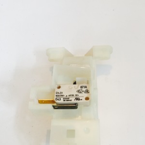 Dishwasher Door Lock (261513B)